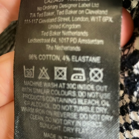 Men's Black and White Checkered Shirt - Picture 5 of 6